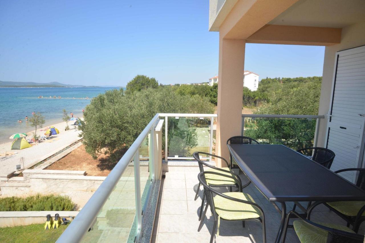 Apartments Citrine On The Beach Biograd Na Moru Eksteriør bilde